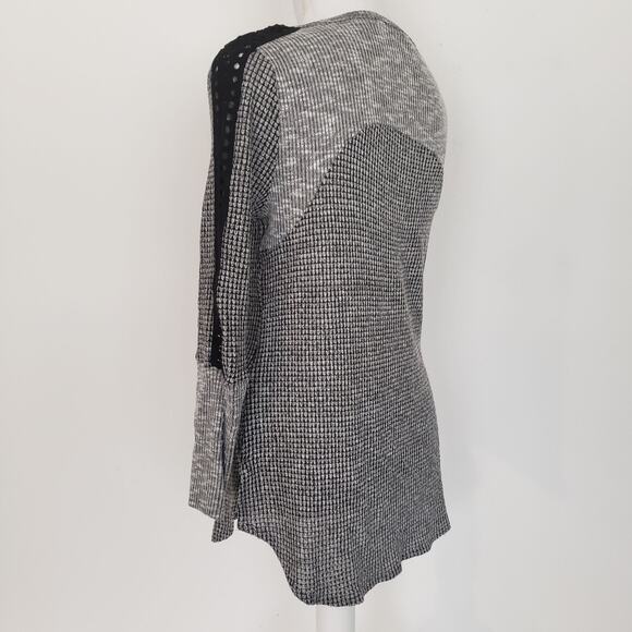 Soft Surroundings Women SIZE PM PETITE Gray Black Knit Long Sleeve Casual Top - Picture 2 of 12